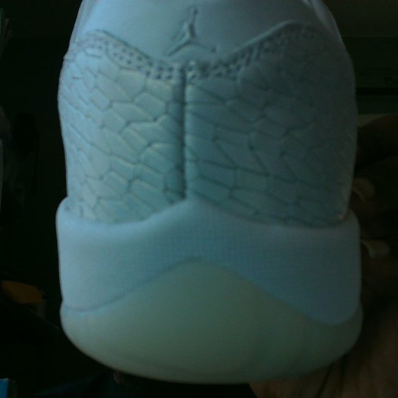 Jordan XI Low Heiress Collection - Picture 4 of 4